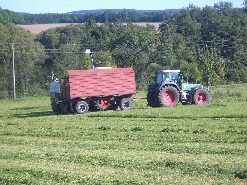 bilder/19_9_2005/jaguar_fendt_13.jpg