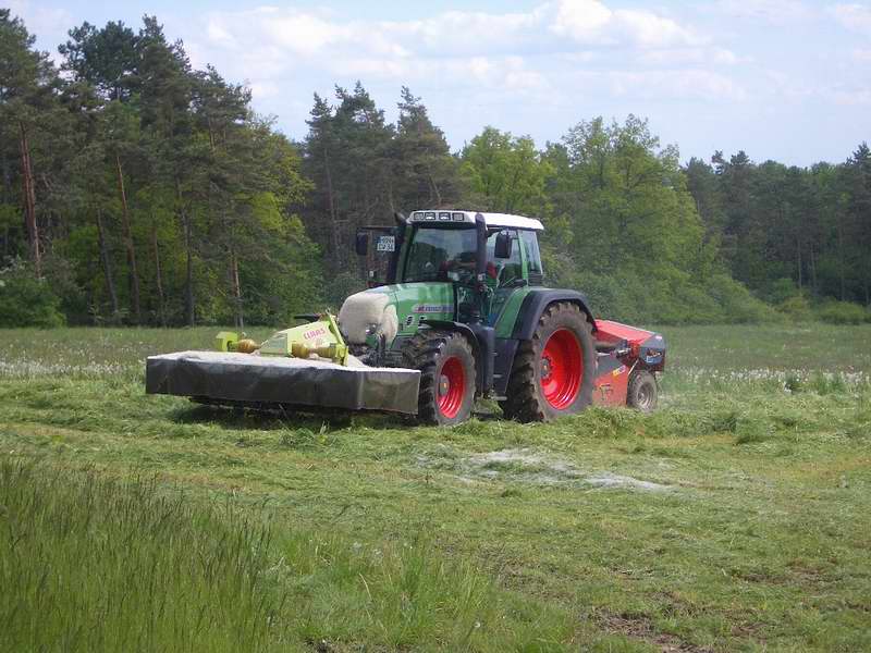 fendt_818_25.jpg