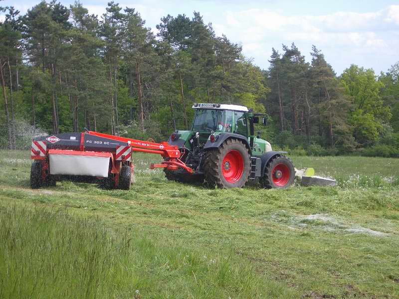 bilder/24_5_2005/fendt_818_26.jpg