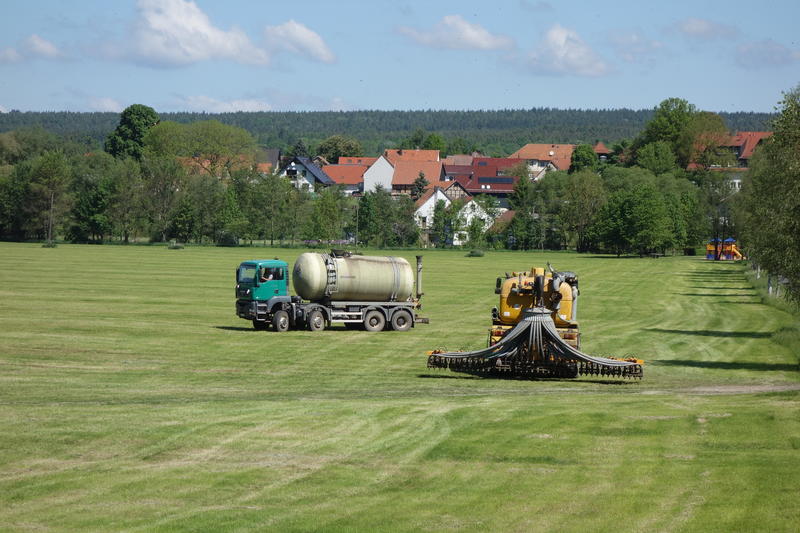 bilder/16_10_2004/jaguar_fendt_33.jpg