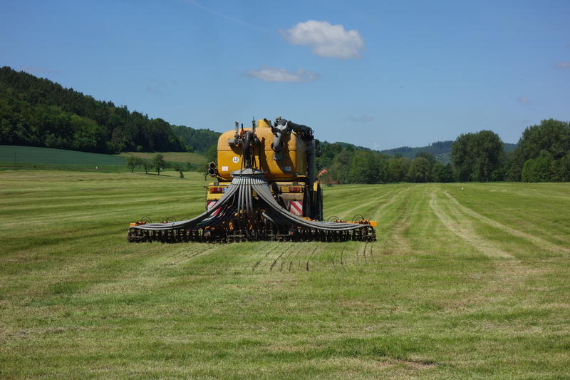 bilder/19_7_2005/fendt_930_4.jpg