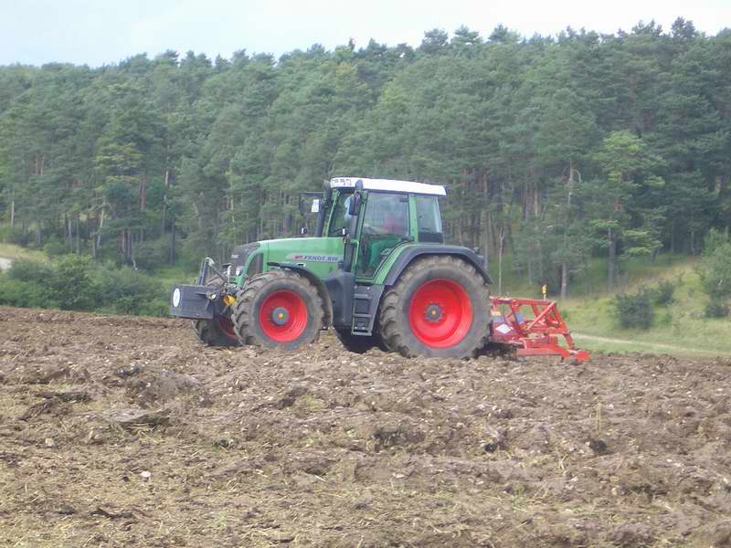 bilder/26_7_2005/fendt_818_3.jpg