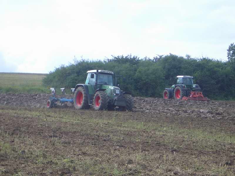 fendt_818_fendt_716_4.jpg