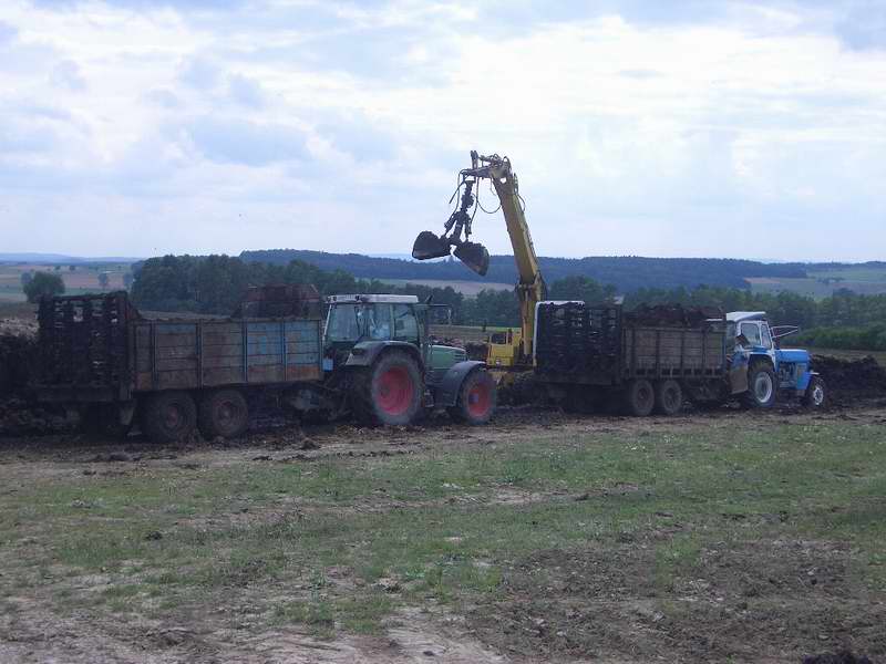 bilder/26_7_2005/weimar_fendt_514_zt_303_3.jpg