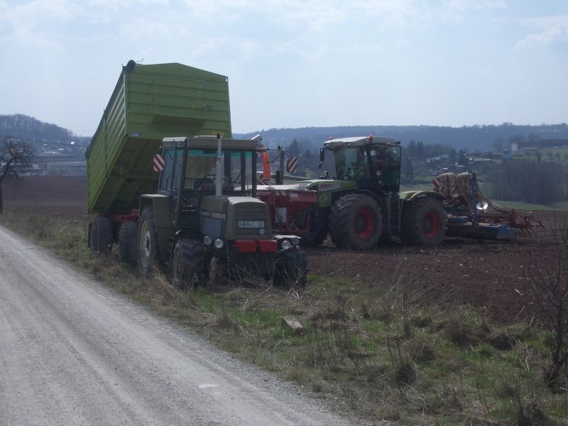 bilder/21_5_2002_3/fendt_716_+_zt_303_15.jpg