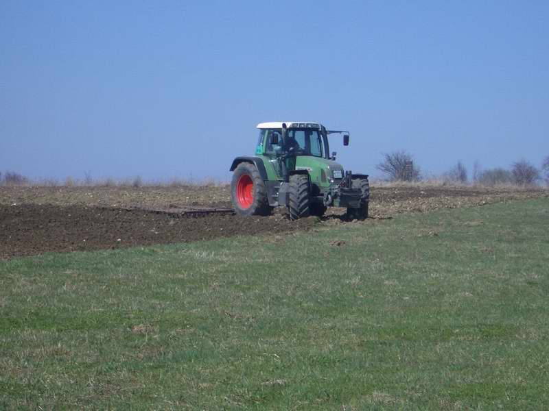 bilder/31_3_2005/fendt_716_7.jpg