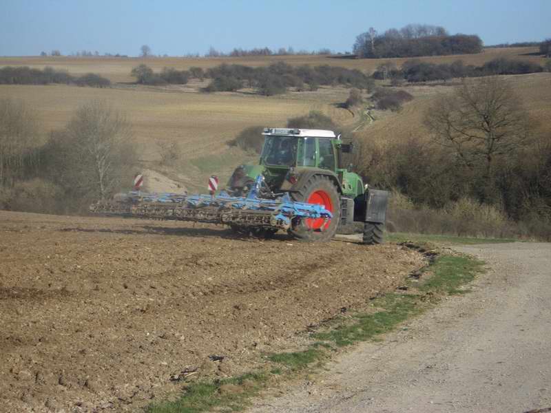 bilder/31_3_2005/fendt_818_18.jpg